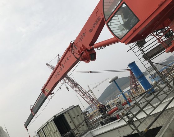 高性能建筑用起重机械 2/3/4 吨船用甲板起重机