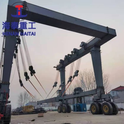 500t 移动式游艇船吊起重机 旅行升降机