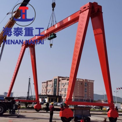 工厂直供 Rtg 起重机 40/60/80/100/120/140 吨液压发动机起重机（待售