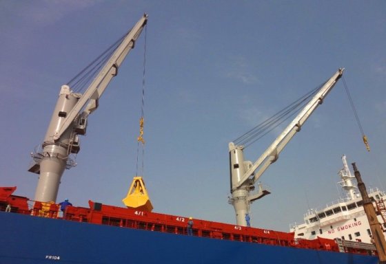 高效船用设备 2/3/4 吨船用甲板起重机