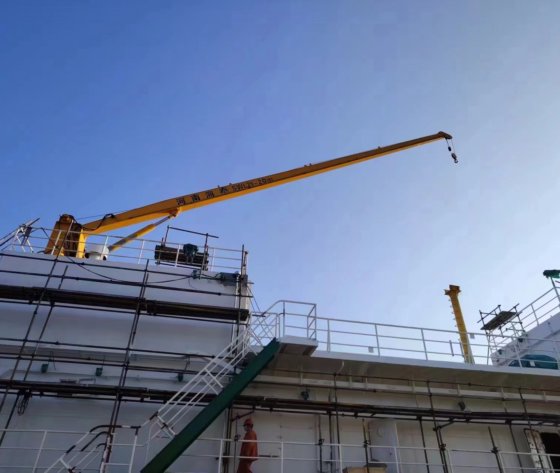 高品质起重设备 2/3/4 吨船用伸缩式起重机