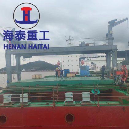 Pórtico hidráulico de convés marítimo