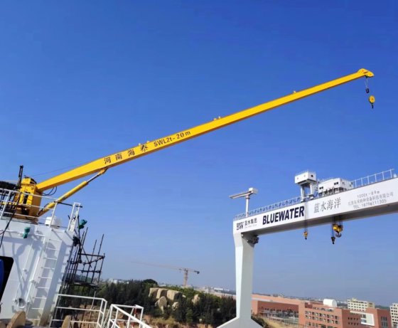 高性能の持ち上がる装置 2/3/4 トンの船のデッキの使用のための海洋のデッキの持ち上がるクレーン
