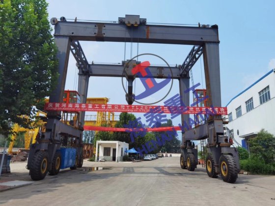 出厂价橡胶轮胎龙门起重机 40/60/80/100/120/140 吨龙门起重机热卖中