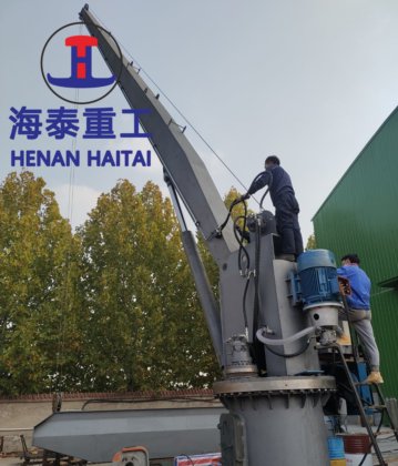 定制起重设备 2/3/4 吨船用/甲板/船用起重机出售