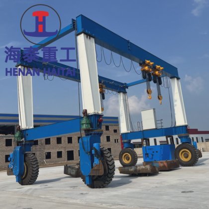 港のためのカスタマイズされたゴム製タイヤ 40 トン 45 トンのゴム製タイヤのガントリー