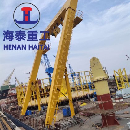 高性能船用设备 2/3/4/20/25 吨船用折臂起重机出售