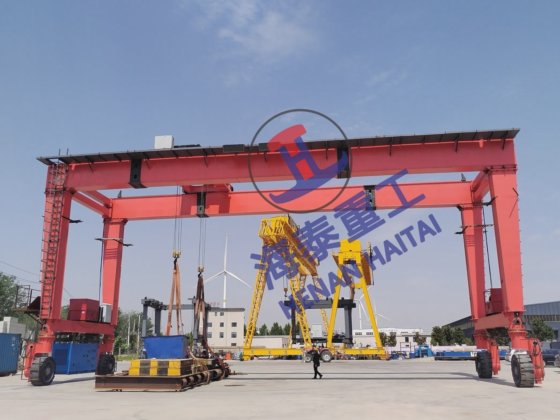 定制用于港口的 40 吨 60 吨桥式起重机
