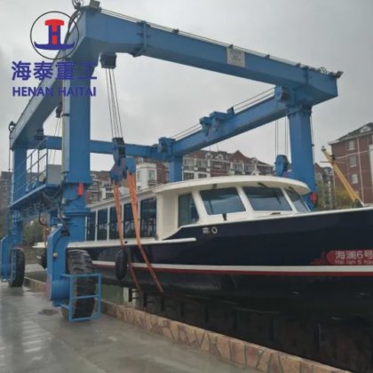 用于豪华游艇的 50-1200 吨高品质起重船用设备