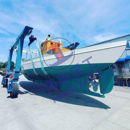 中国制造商出售 30 - 1200 吨船用移动式升降机