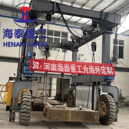 价格优惠的橡胶轮胎门式起重机 40~140 吨建筑用液压发动机起重机