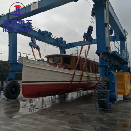 新型重型船用提升机 300t 400t 500t 船厂用移动式船用提升机