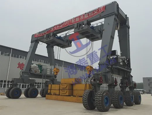 工厂定制起重设备 40~140 吨港口移动式龙门吊