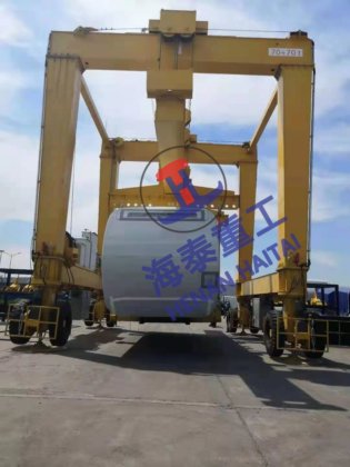 頑丈なまたがりのキャリア 32 トン 45 トンの油圧エンジン