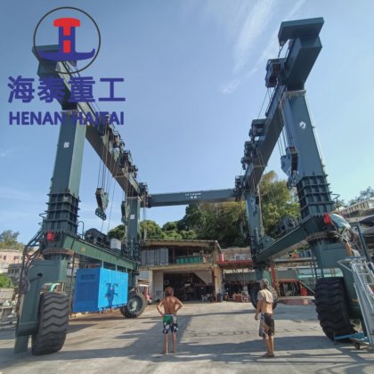 50 100 200 吨船用行车式船用起重龙门吊