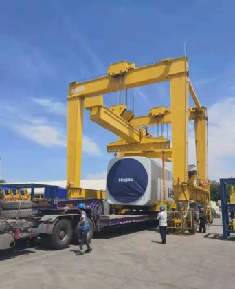 迅速な見積もり ゴムタイヤ式 40トン 60トン ゴムタイヤ式ガントリークレーン