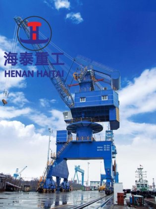 40 吨港口变幅单臂海上门式起重机