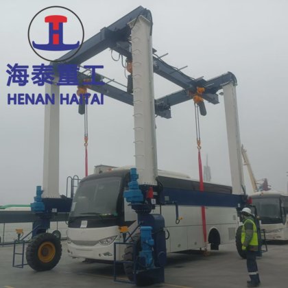 建筑用橡胶履带式 40~140 吨 Rtg 龙门起重机即时报价