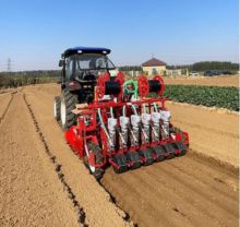 Pneumatic seeds planter for onion,