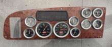 2005 PETERBILT 387 GAUGE CLUSTER