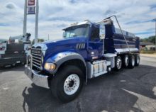 2022 MACK GRANITE