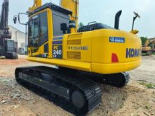 2023年 コマツ PC 240-8