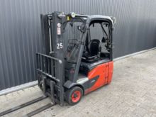 2018 Linde E16-02