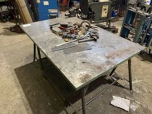Workbench with Dolex vice
