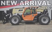 2017 JLG 1255