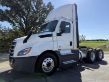 2020 Freightliner Cascadia
