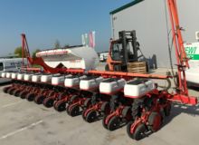 2010 Kuhn Maxima 2 12R