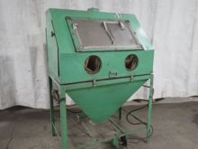 Enclosd Abrasive Blasting Cabinet