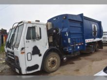 2012 Mack LEU613