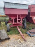 E-Z flow 200bu wagon with