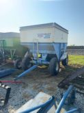 DMI big-little gravity wagon 320bu