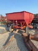 Gravity wagon