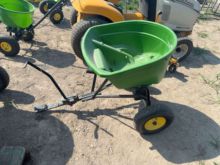 New John Deere #130 spreader