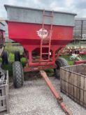 E-Z Trail 300 Bushel Gravity