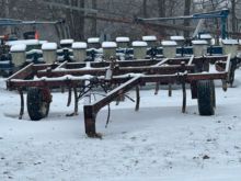 Bushog 12 Shank Chisel plow