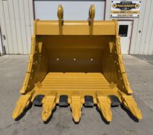 2025 CATERPILLAR 390F GP CUBOS