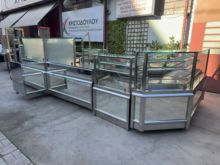 Refreshment showcase set