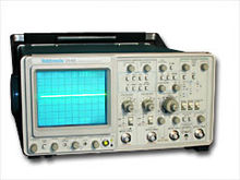 Tektronix 2445/05