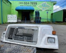 2002 FREIGHTLINER FL70 HOODS