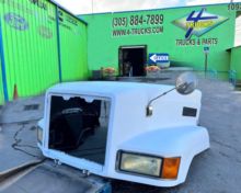 2004 MACK CH HOODS
