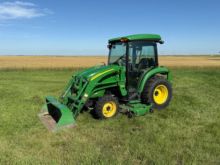 2011 John Deere 3520 FWA