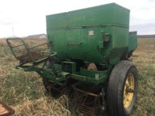 John Deere 2 row potato