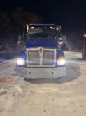 2017 Kenworth T880