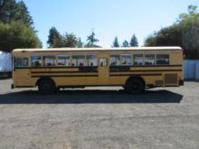 2009 BLUE BIRD 72-PASSENGER BUS