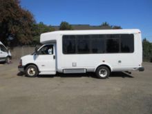 2012 CHEVROLET 4500 13-PASSENGER BUS
