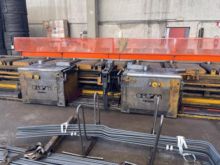 Automatic robot for shaping from